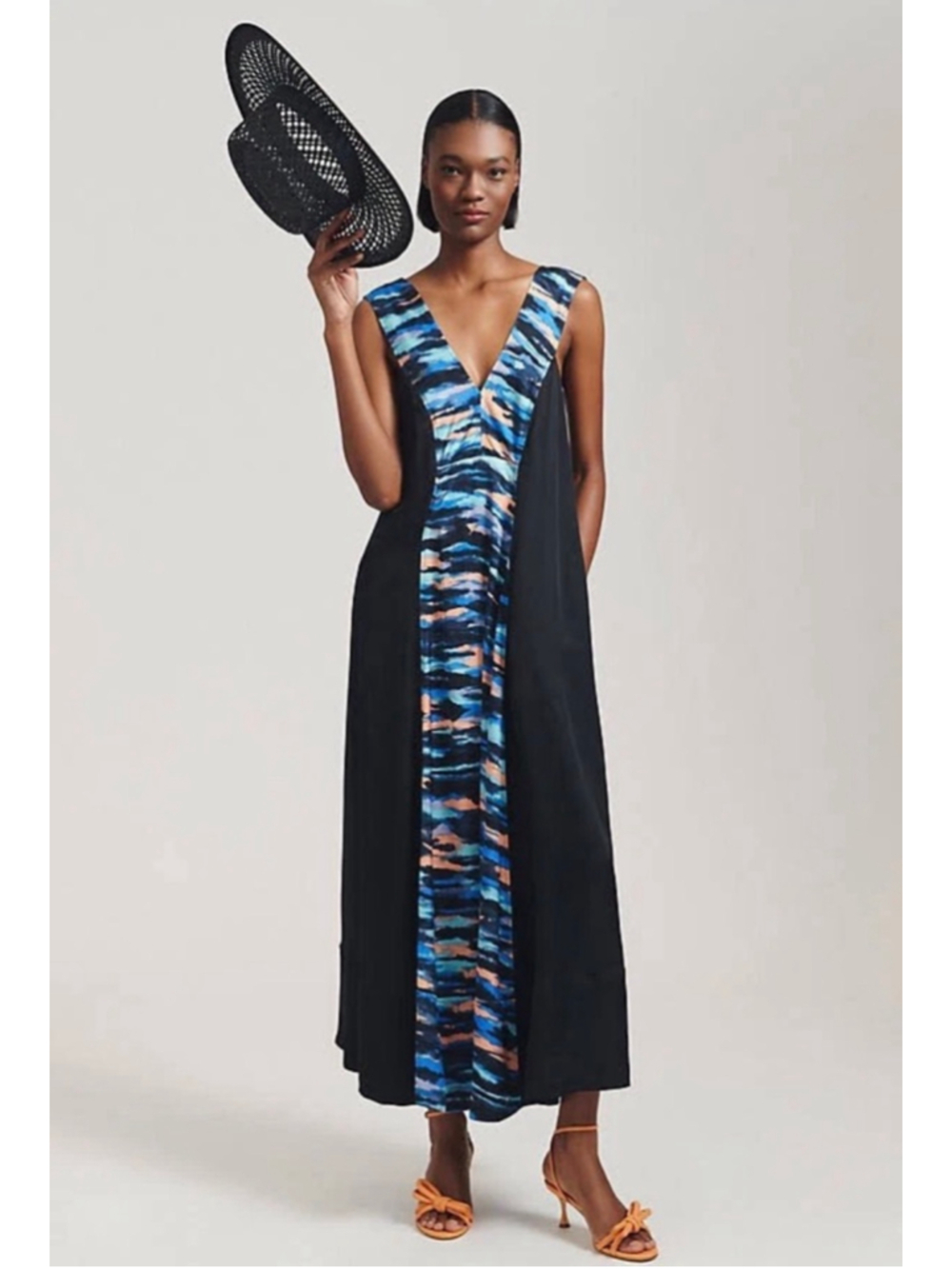Women's Maeve by Anthropologie Black & Blue Abstract V Neck Maxi Dress Size 2